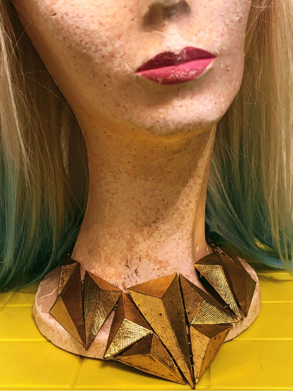 Bold Metallic Geometric Statement Necklace